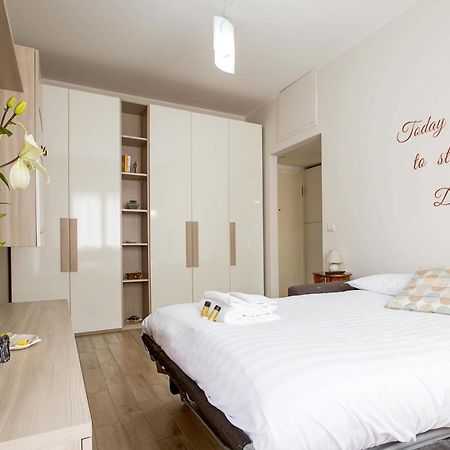 Lorenteggio Studio Apt Milano Dış mekan fotoğraf